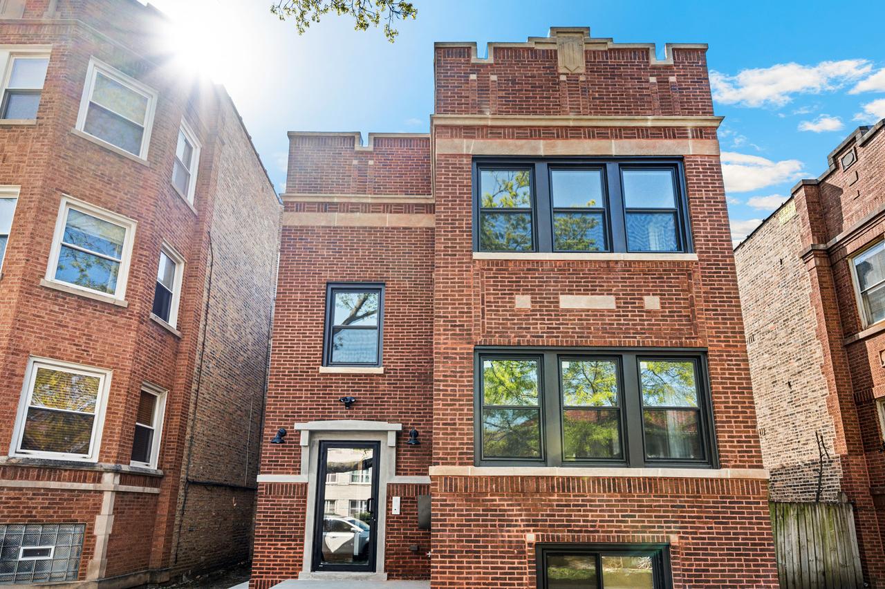 6336 N Fairfield Ave., Chicago, IL 60659