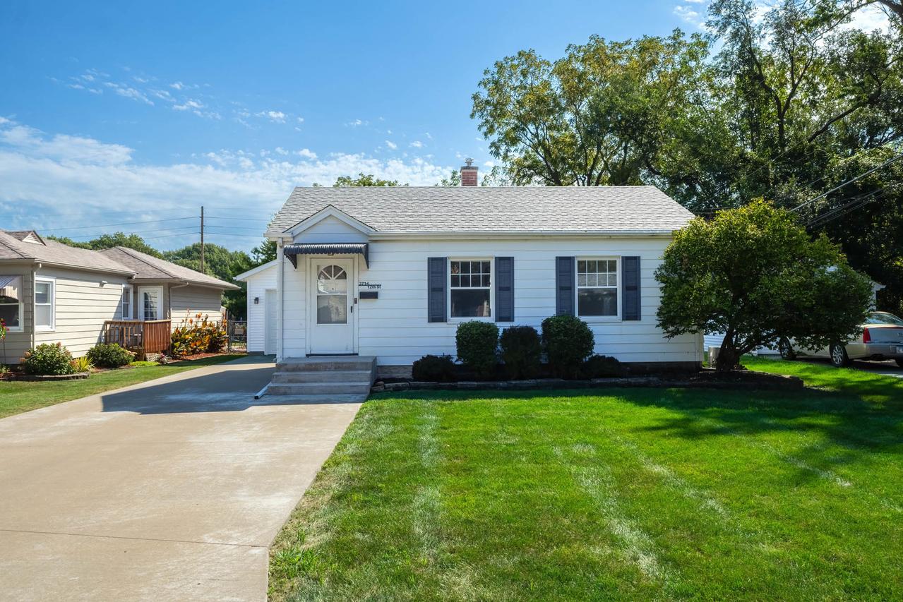 3714 12th St., East Moline, IL 61244