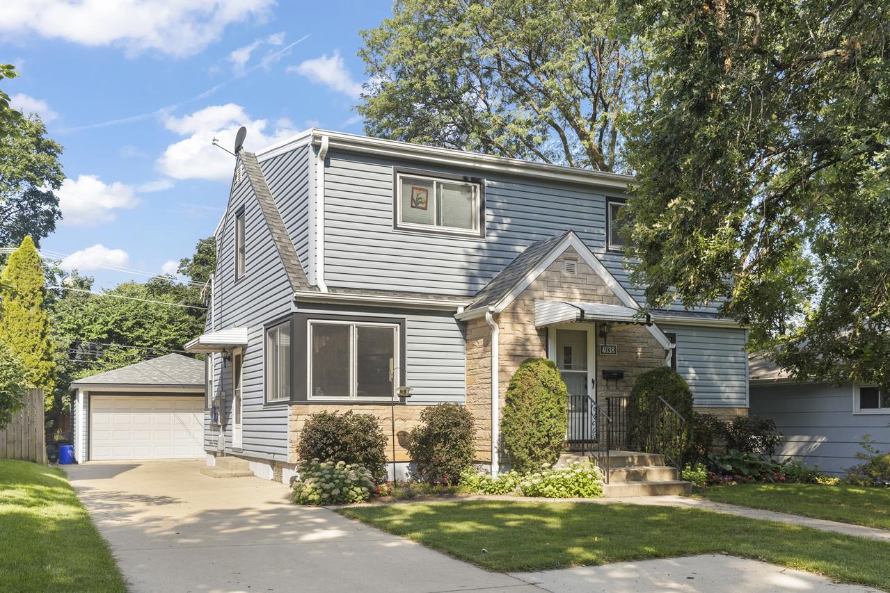 4038 Highland Ave., Downers Grove, IL 60515
