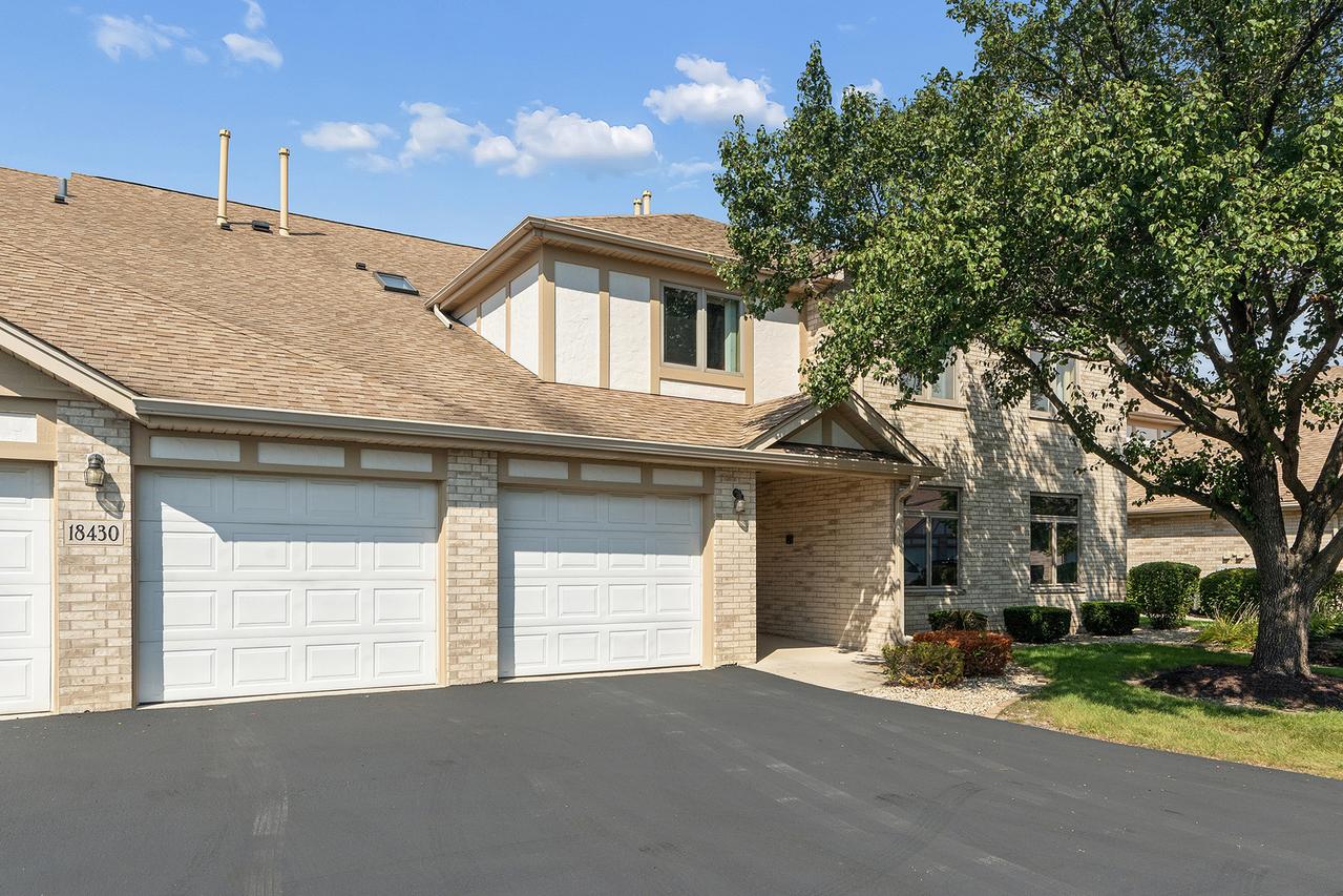18430 Pine Cone Dr. #4, Tinley Park, IL 60477