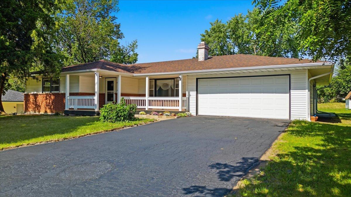 2656 Sierra Dr., Rockford, IL 61109