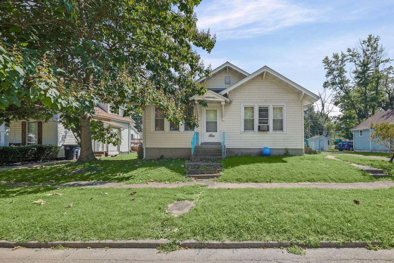 125 W Warmouth St., Salem, IL 62881