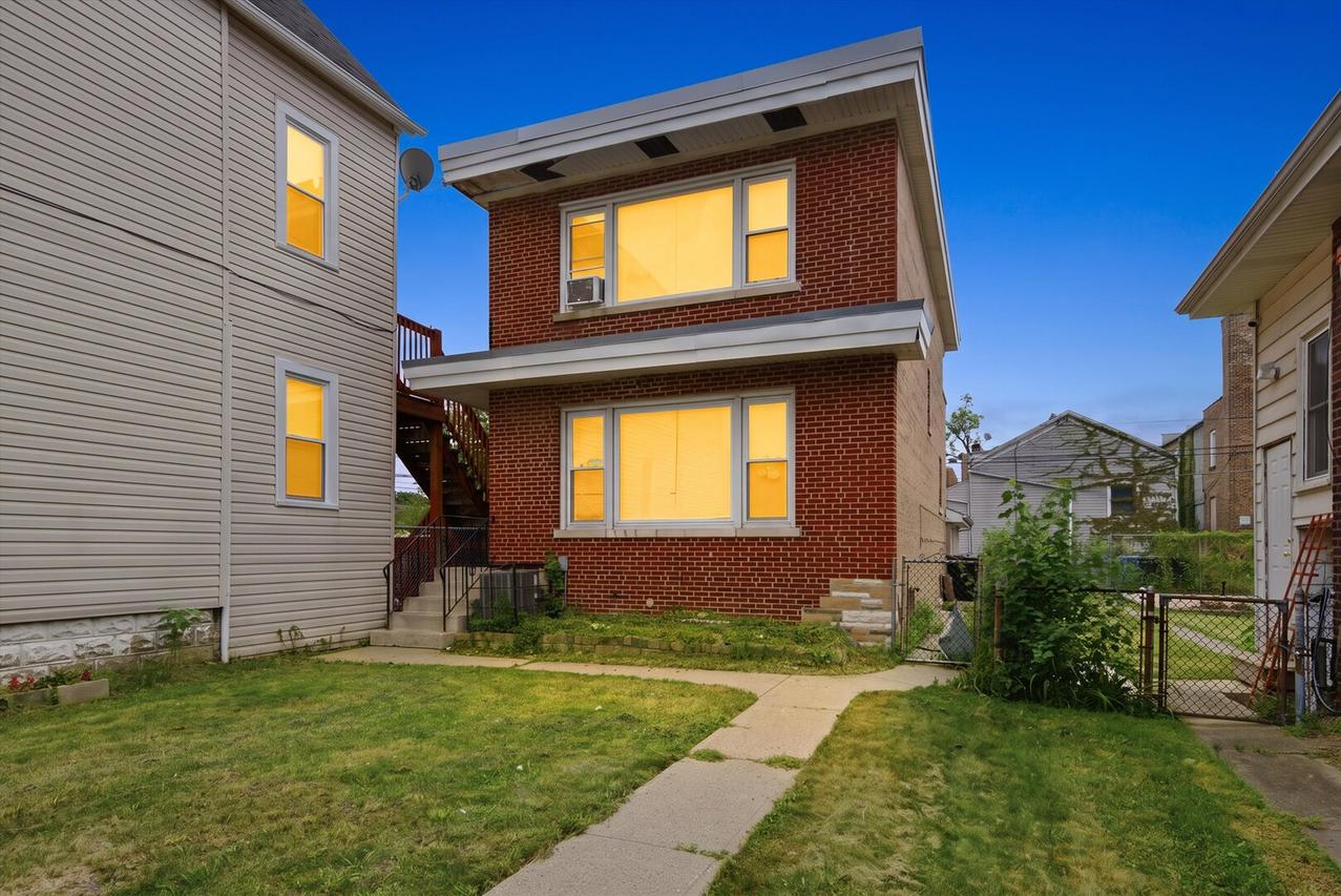 731 E 88th Pl., Chicago, IL 60619