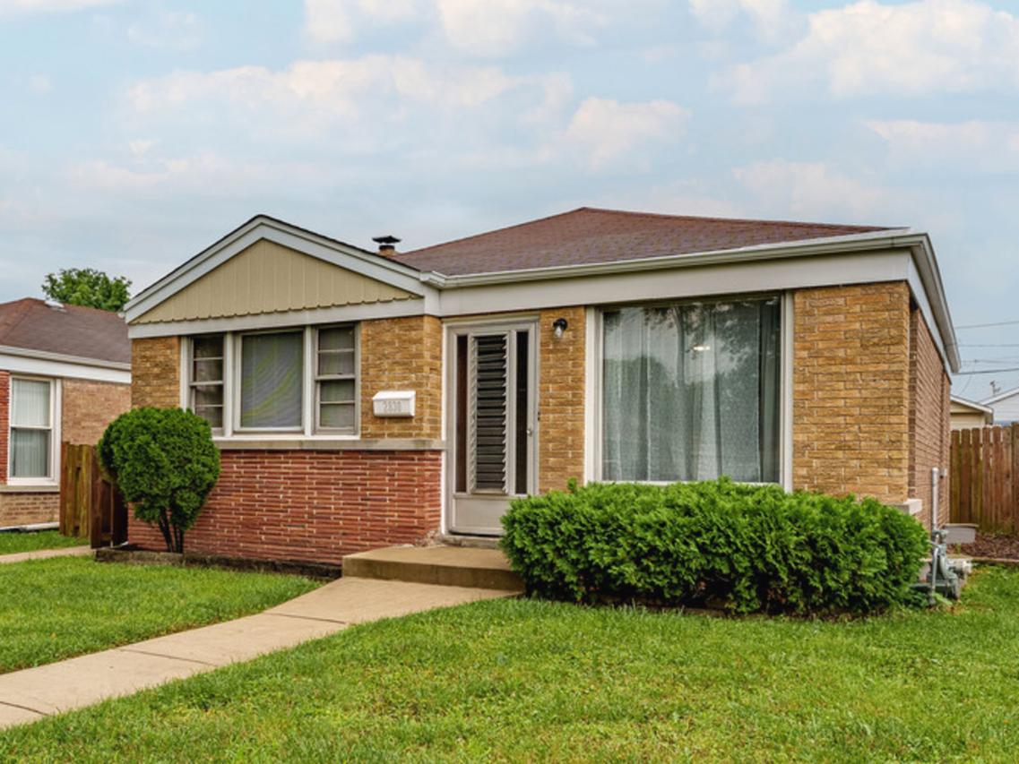 2830 Willow St., Franklin Park, IL 60131