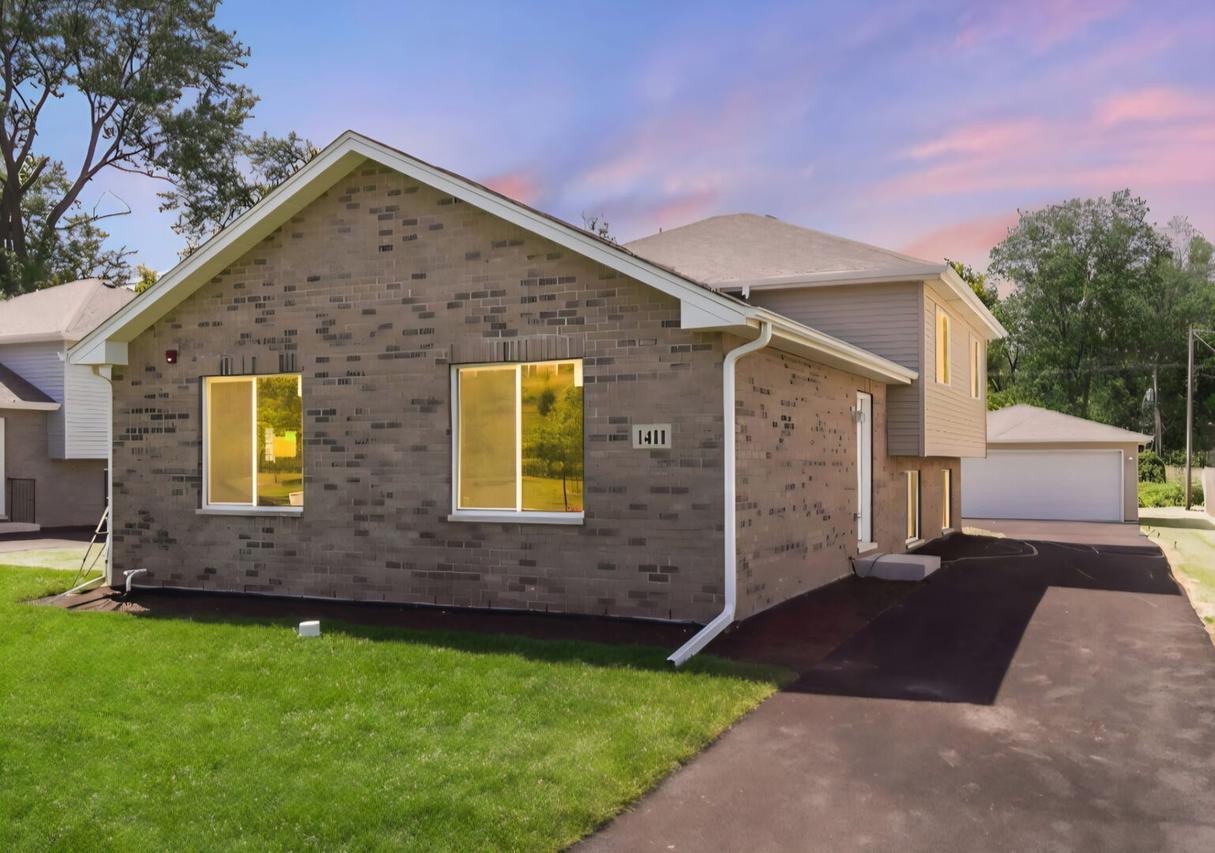 14541 S Palmer Ave., Posen, IL 60469