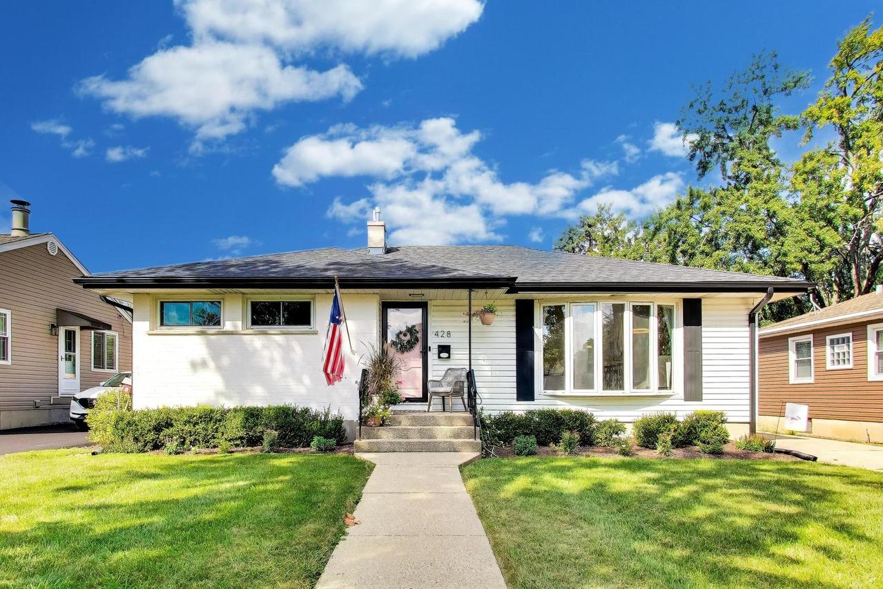 428 N Stewart Ave., Lombard, IL 60148