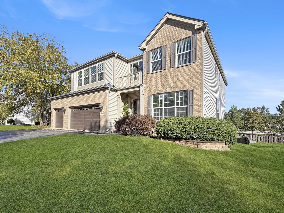 10880 Potomac Dr., Huntley, IL 60142