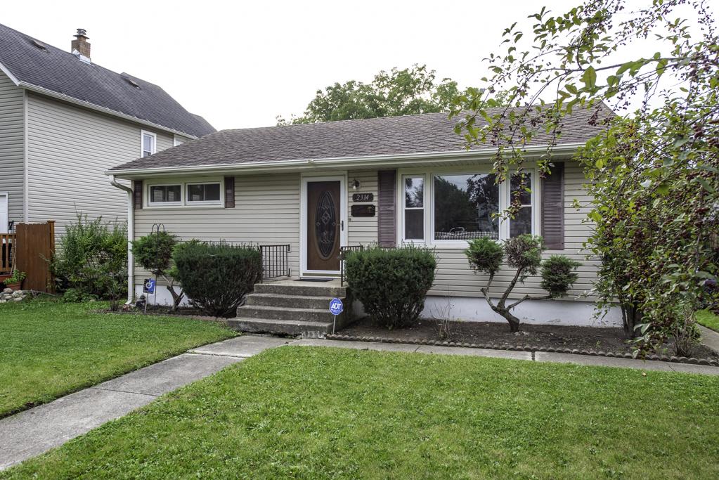 2314 Gideon Ave., Zion, IL 60099