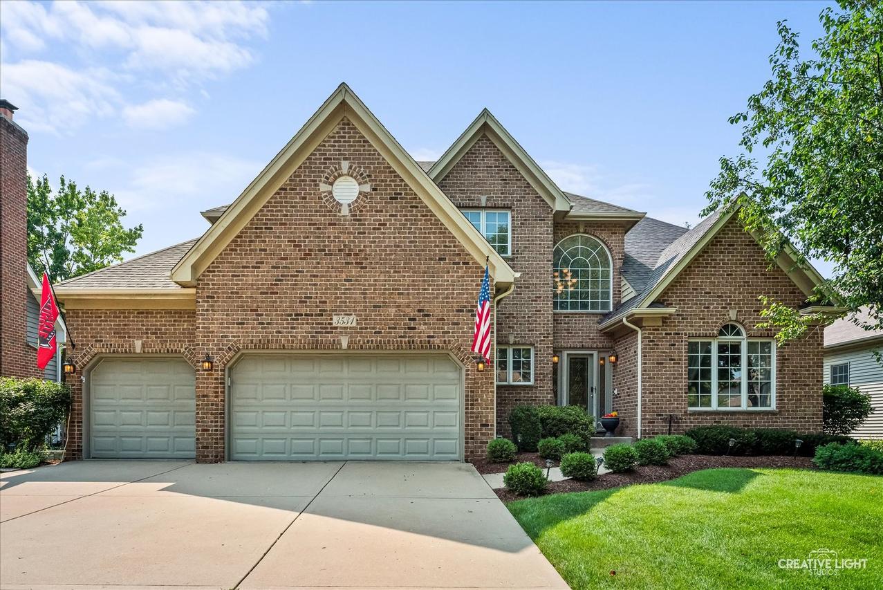 3531 Stackinghay Dr., Naperville, IL 60564