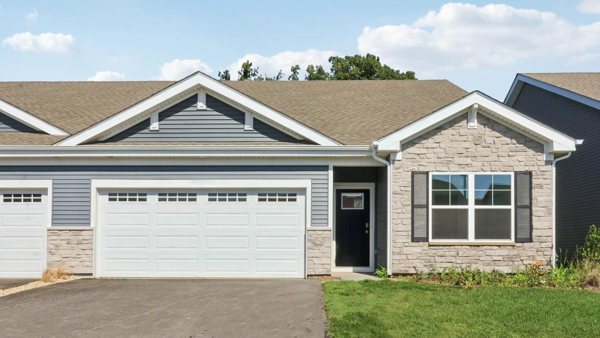 1100 Bluebell Ln., Bartlett, IL 60103