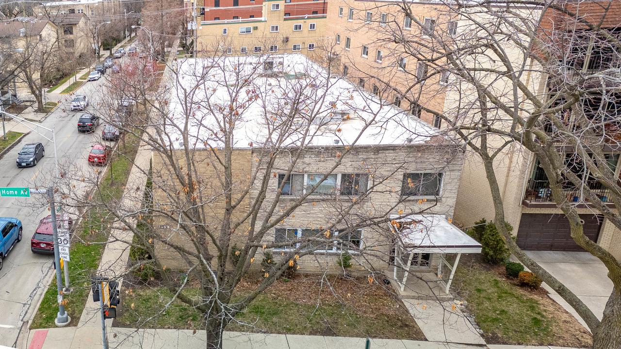 1008 Washington Blvd. #5, Oak Park, IL 60302