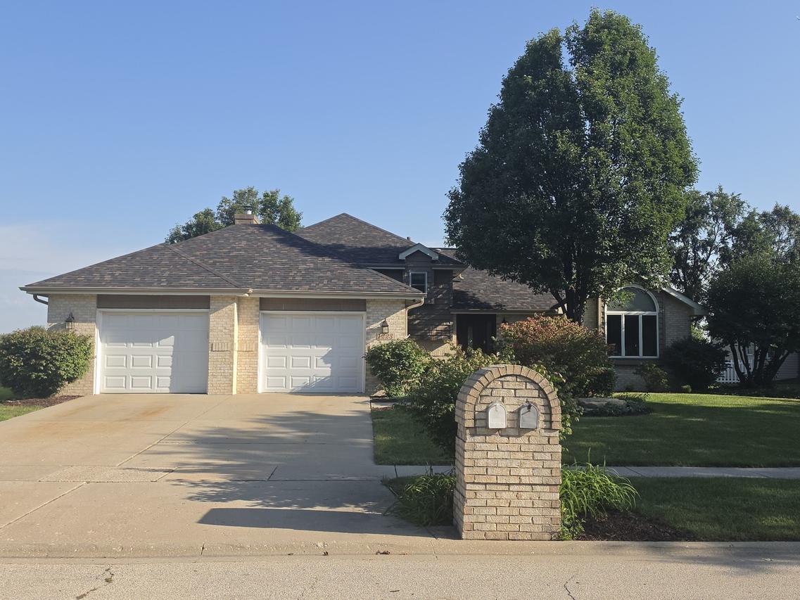 1223 Wales Ct., Shorewood, IL 60404