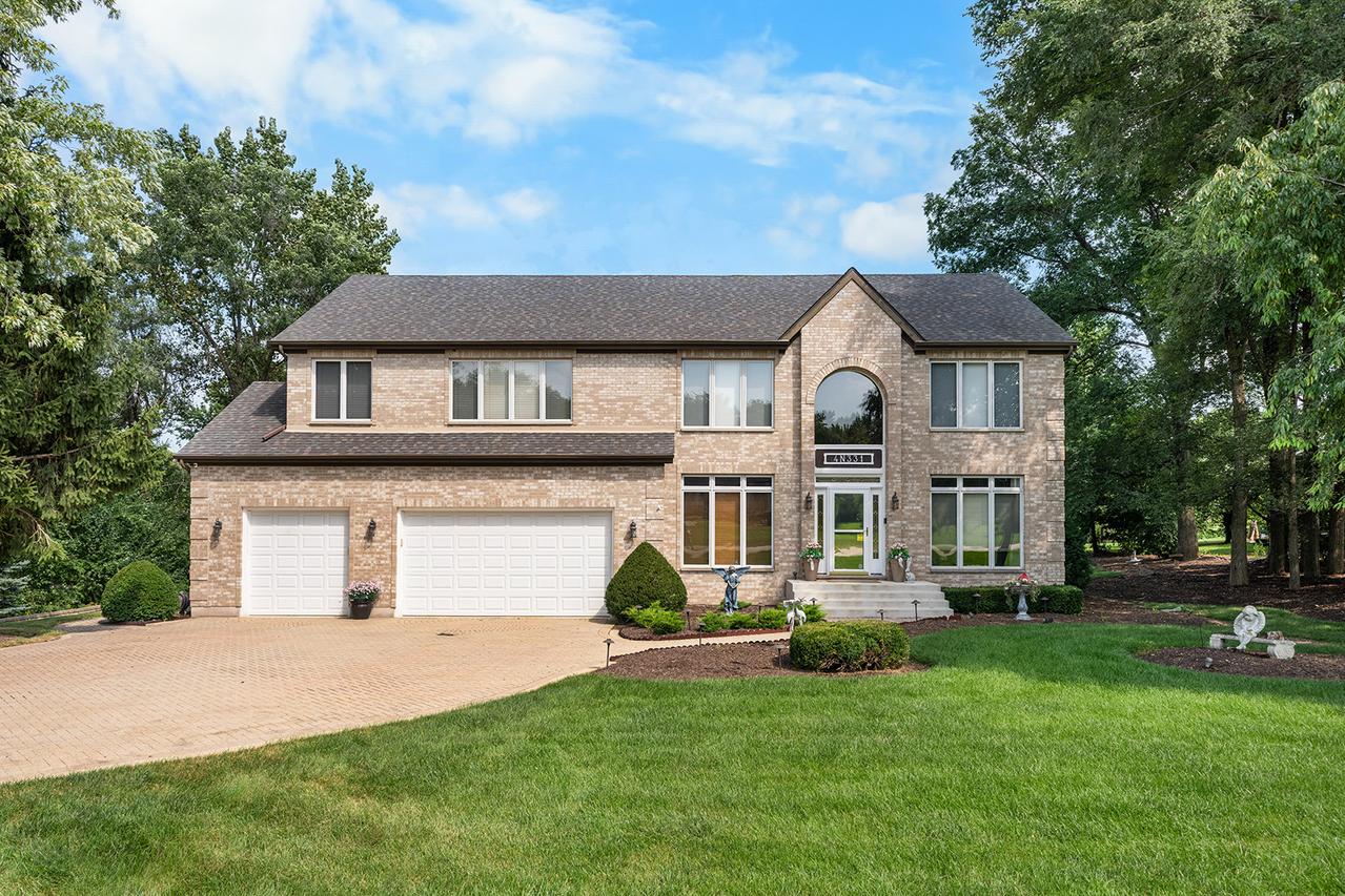 4N331 Augusta Dr., West Chicago, IL 60185