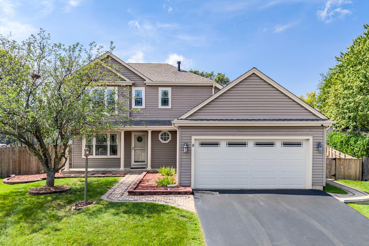 8 Arthur Ct., Streamwood, IL 60107