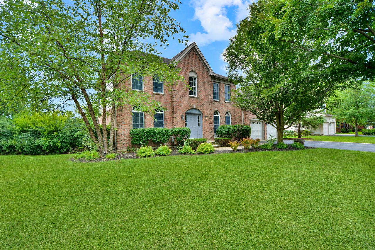 88 Open Pkwy., Hawthorn Woods, IL 60047