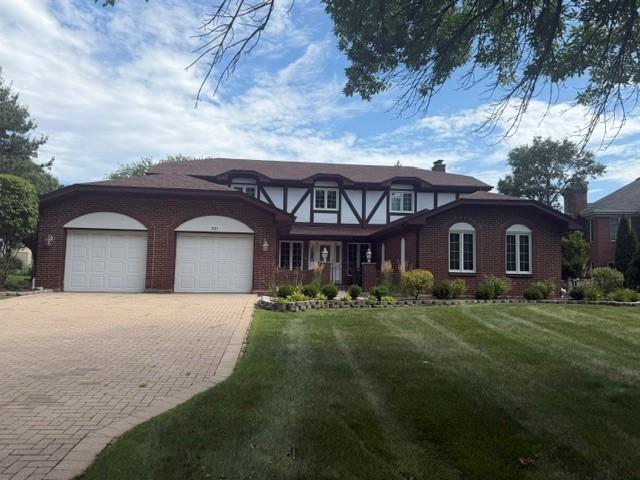 521 Forest Mews Dr., Oak Brook, IL 60523
