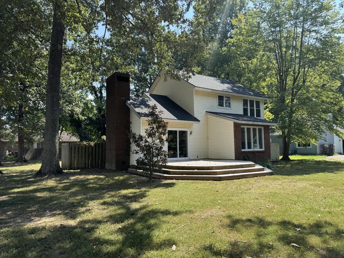 2 Hickory Ln., Metropolis, IL 62960