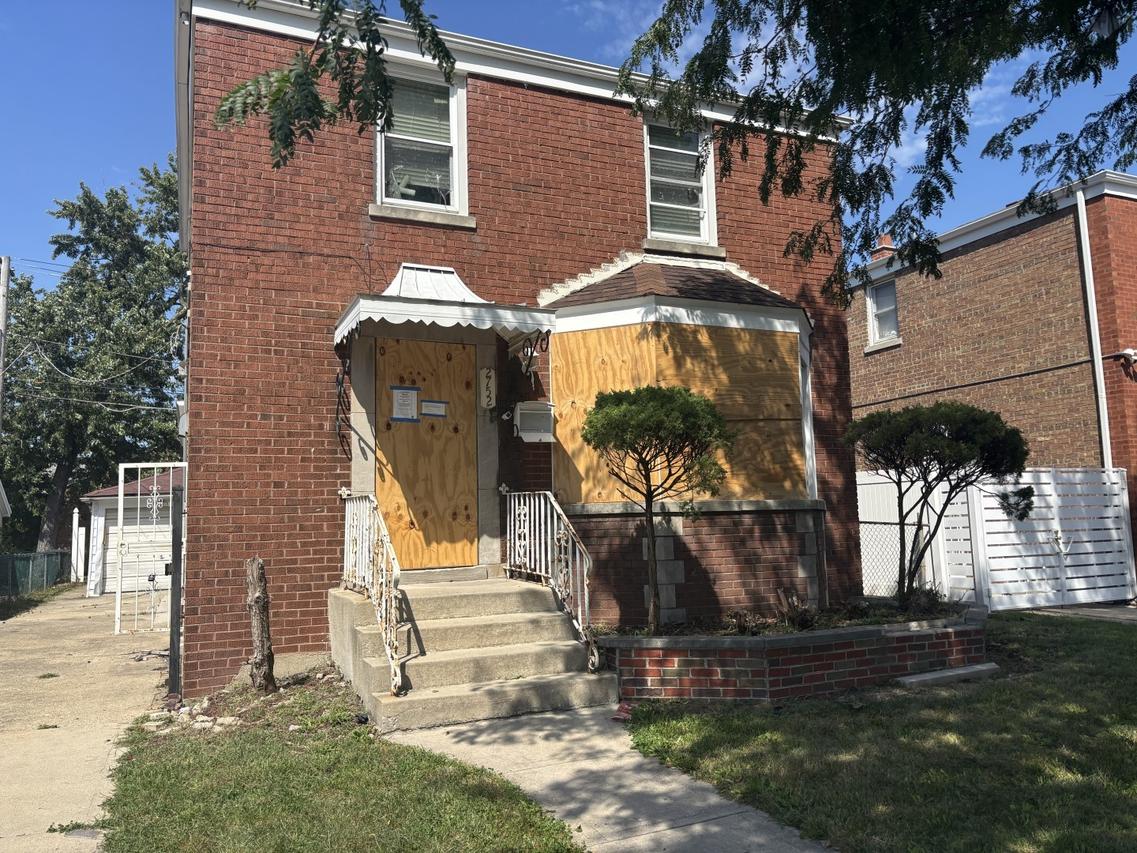 2752 W 83rd St., Chicago, IL 60652