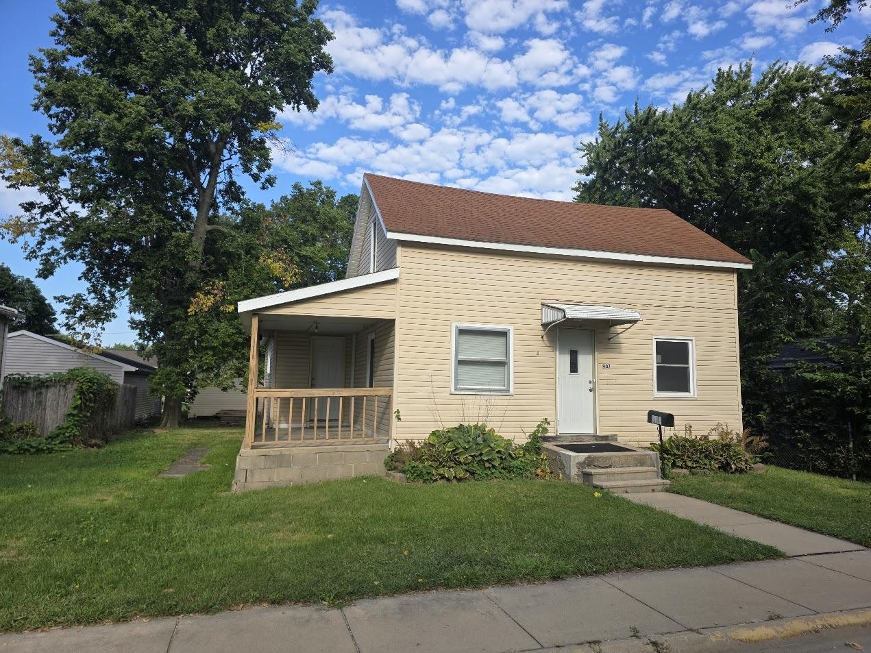 907 Wilson Ave., Sterling, IL 61081
