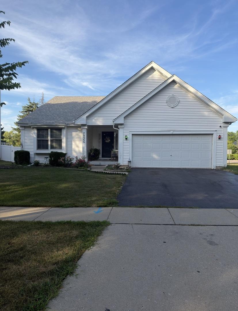 7055 Nathan Ln., Carpentersville, IL 60110