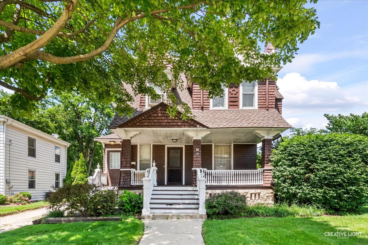 386 E Chicago St., Elgin, IL 60120