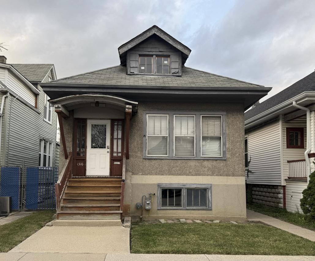 1316 W 72nd St., Chicago, IL 60636