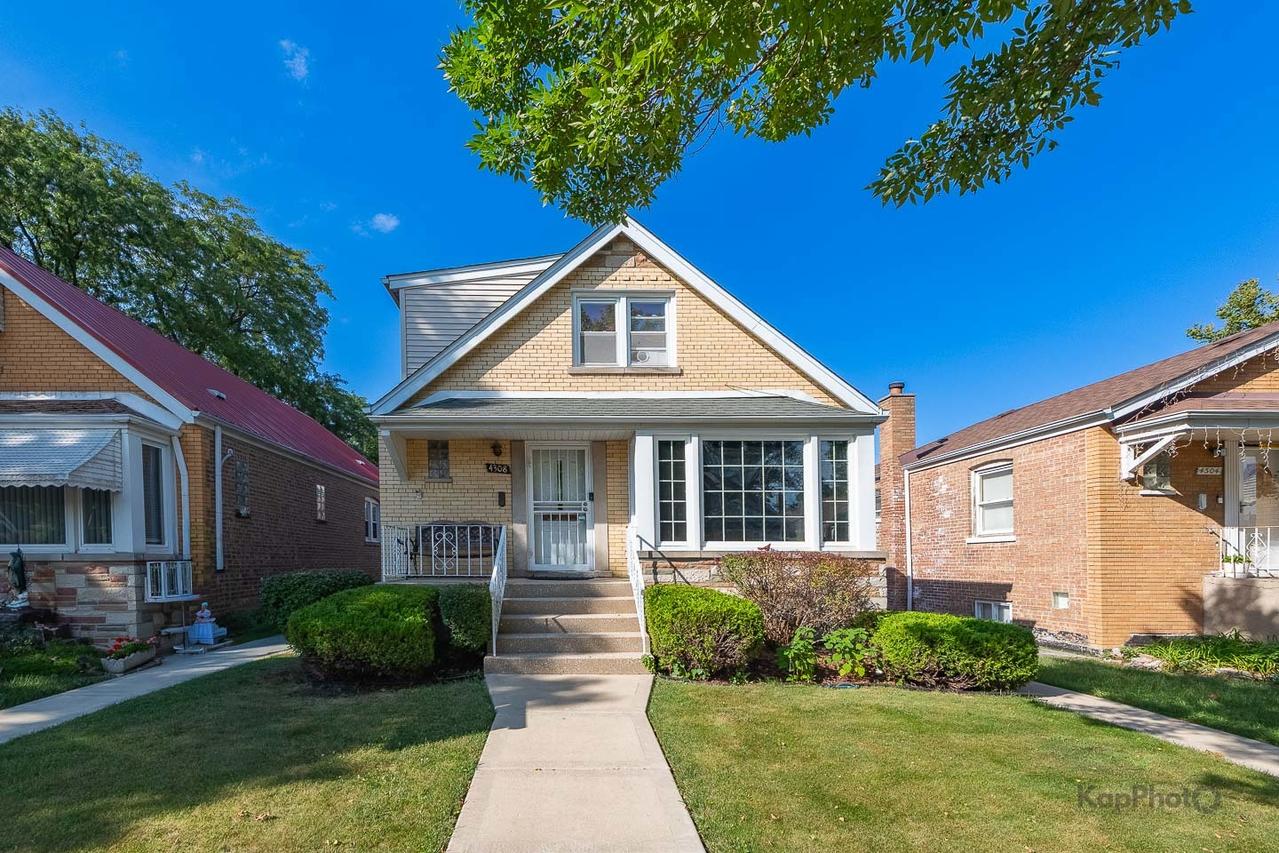 4308 W 59th St., Chicago, IL 60629
