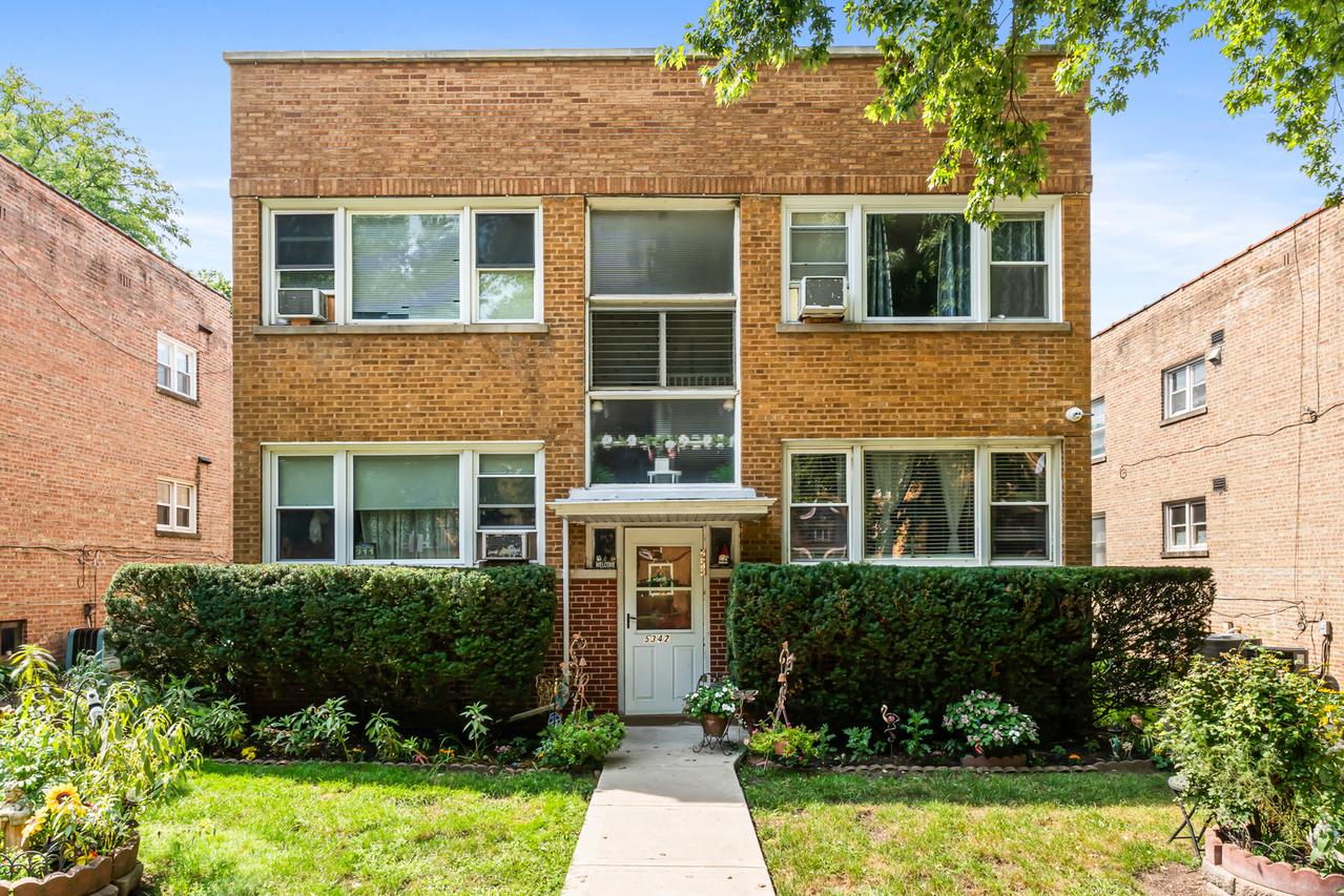 5342 N California Ave. #2N, Chicago, IL 60625