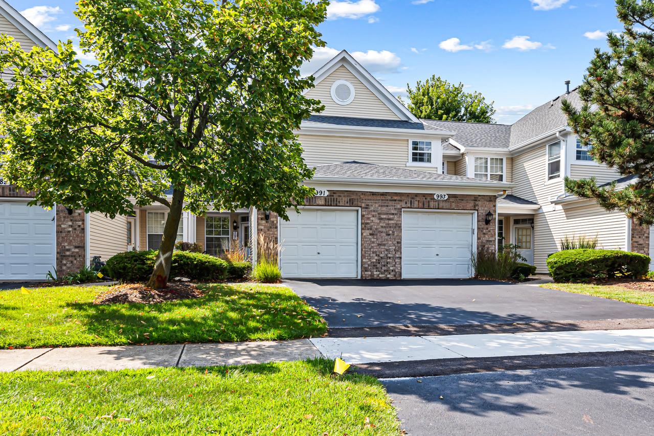 991 Sheridan Cir., Naperville, IL 60563