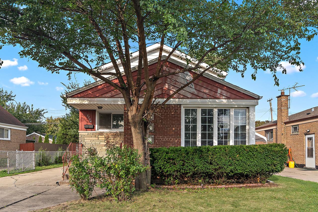 7734 S Keeler Ave., Chicago, IL 60652