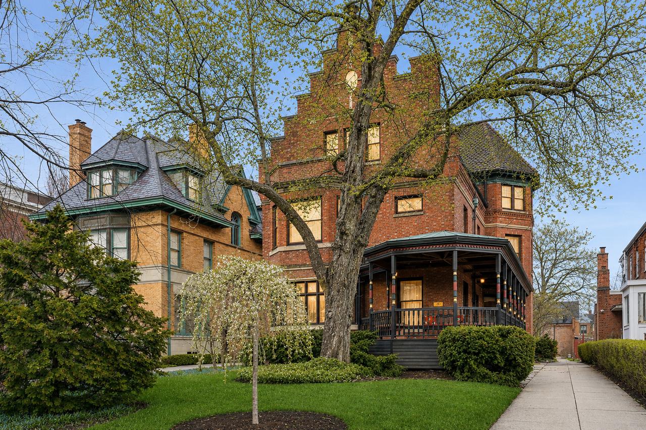 4923 S Greenwood Ave., Chicago, IL 60615