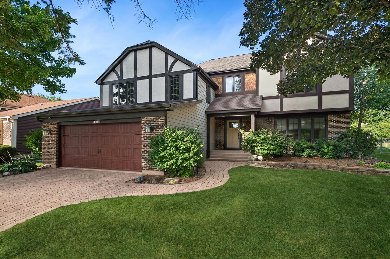 1441 E Hull Dr., Wheaton, IL 60189