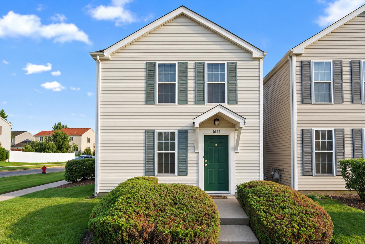 1651 Linden Park Ln., Aurora, IL 60504