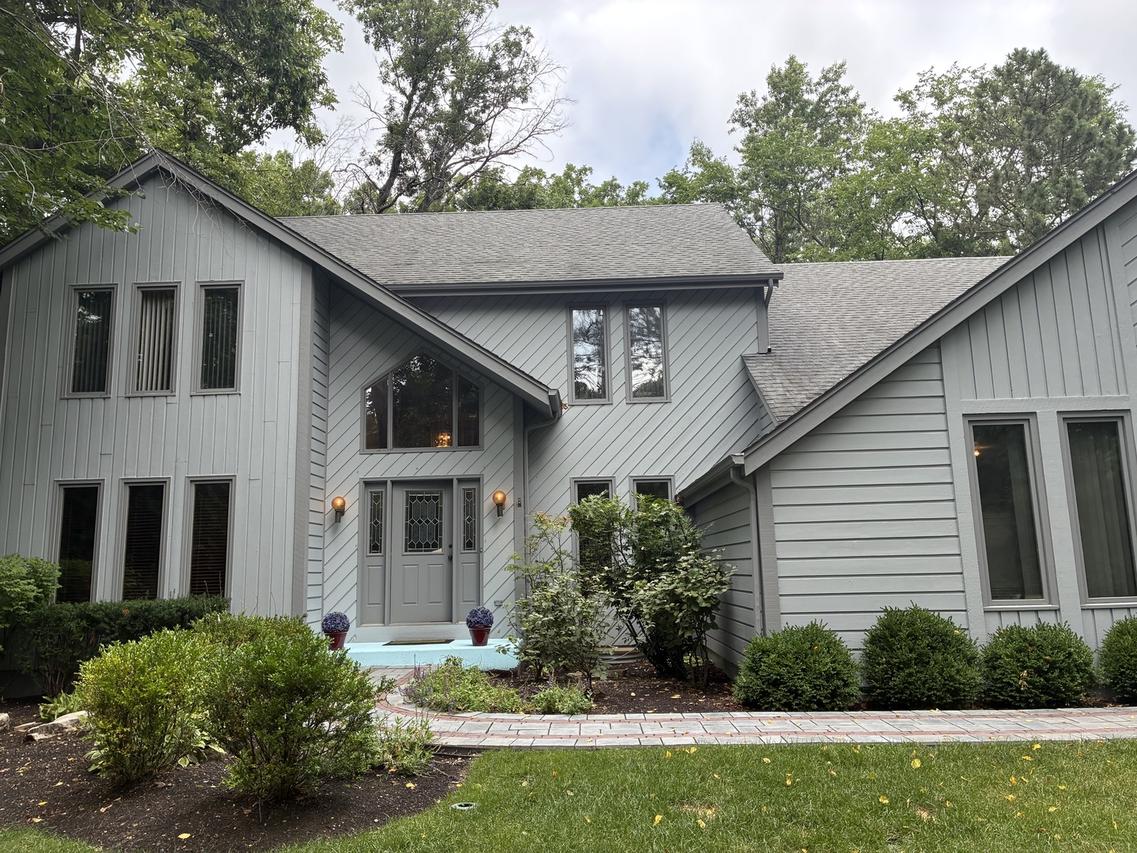 313 Whitmore Ln., Lake Forest, IL 60045