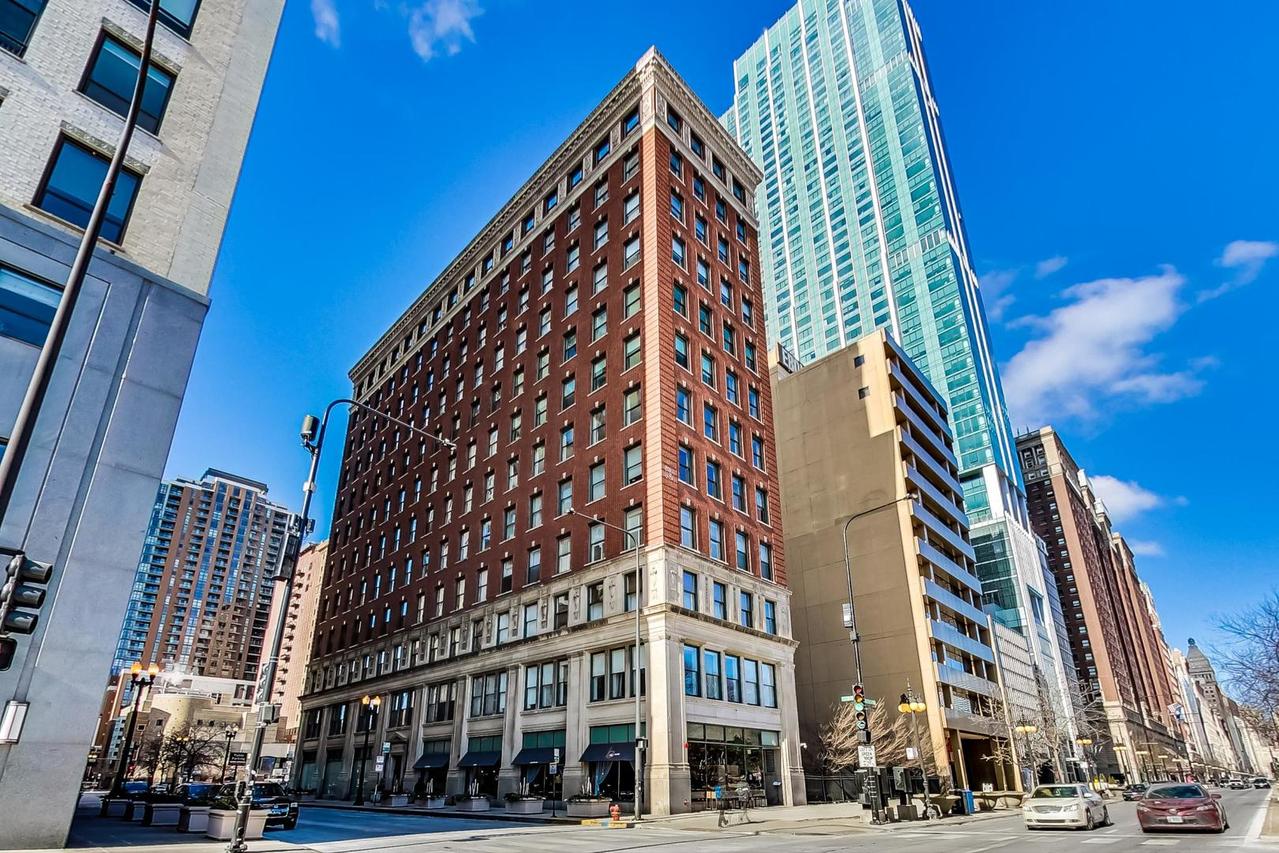 888 S Michigan Ave. #601, Chicago, IL 60605