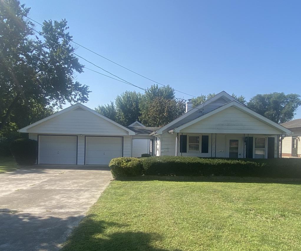 1415 Little Main St., Streator, IL 61364