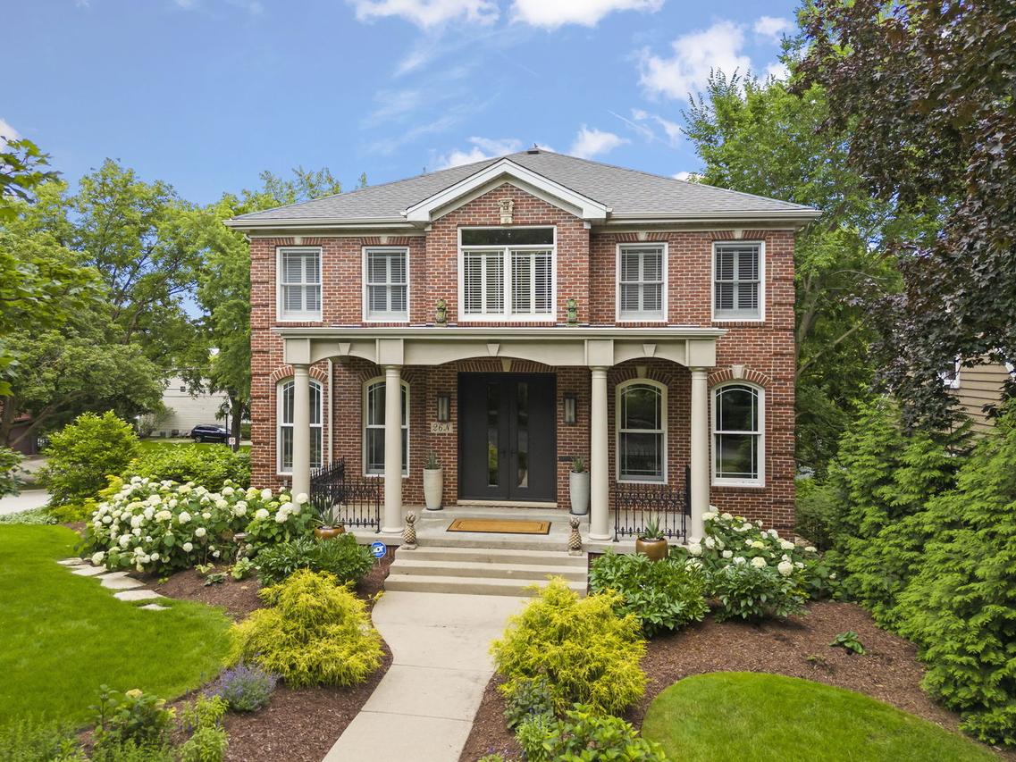 26 N Julian St., Naperville, IL 60540