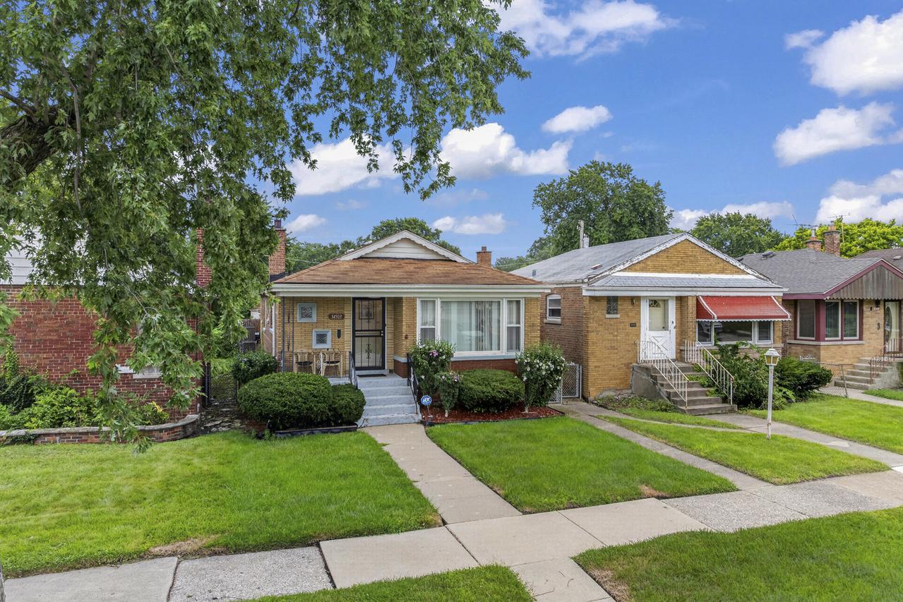 14503 S School St., Riverdale, IL 60827
