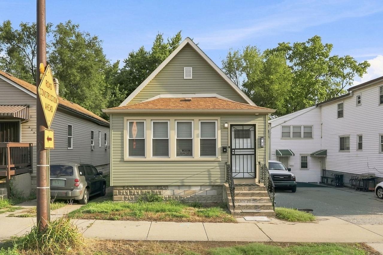 310 E 138th St., Chicago, IL 60827