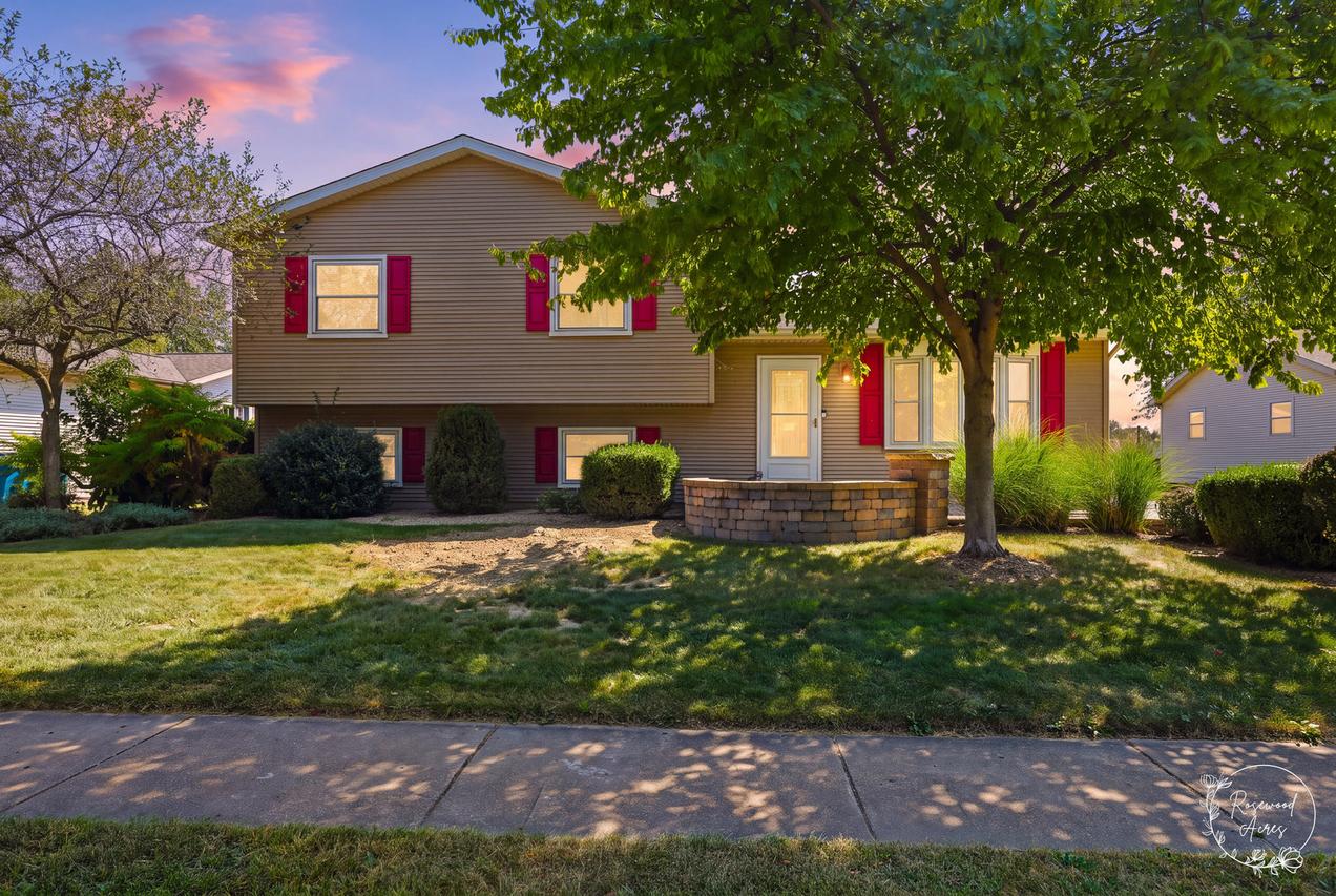 340 Mohawk Dr., Bourbonnais, IL 60914