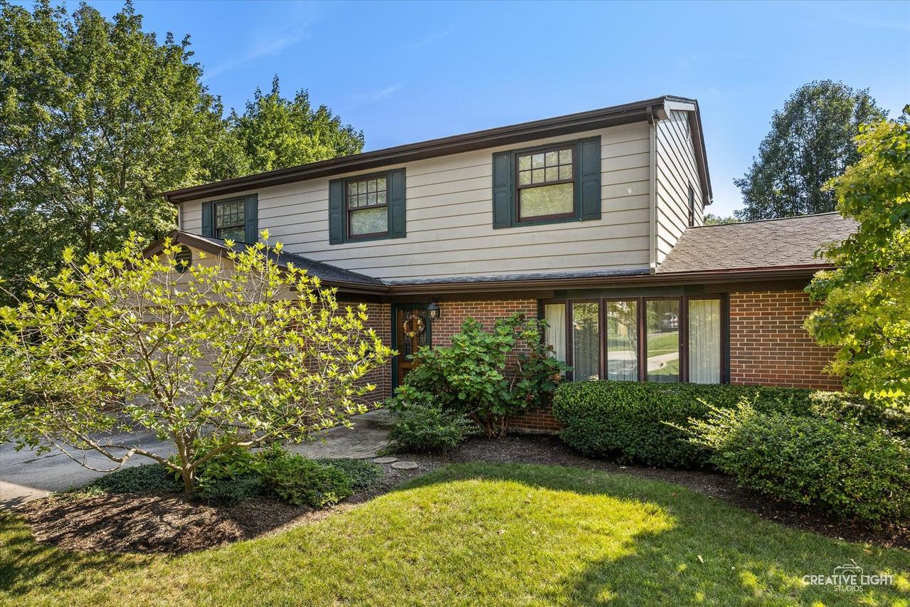 534 Ryan Ct., West Dundee, IL 60118