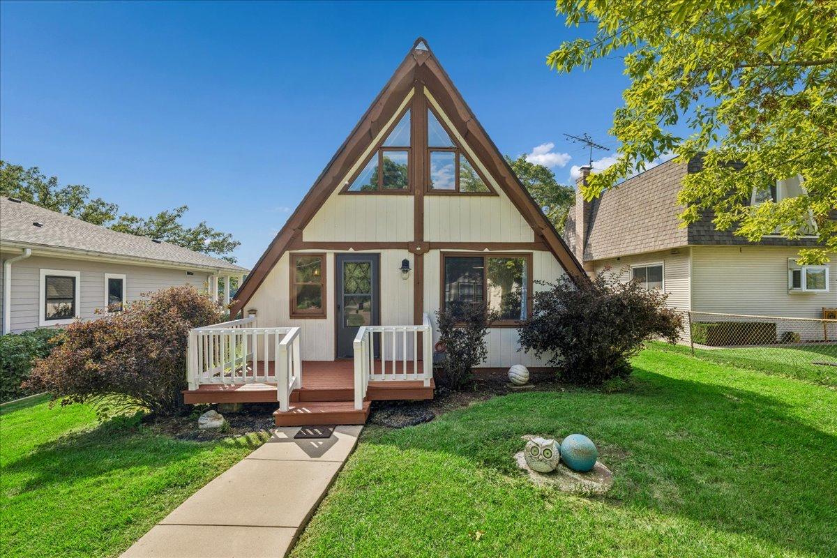 40576 N Grand Ave., Antioch, IL 60002