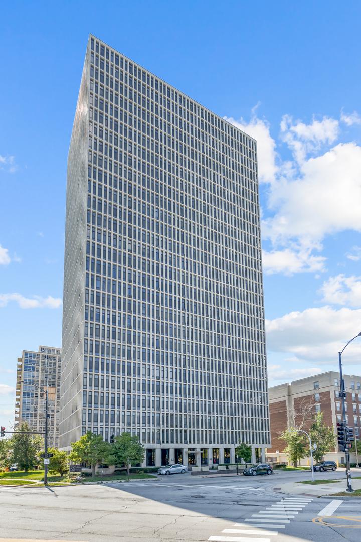 6700 S South Shore Dr. #4K, Chicago, IL 60649