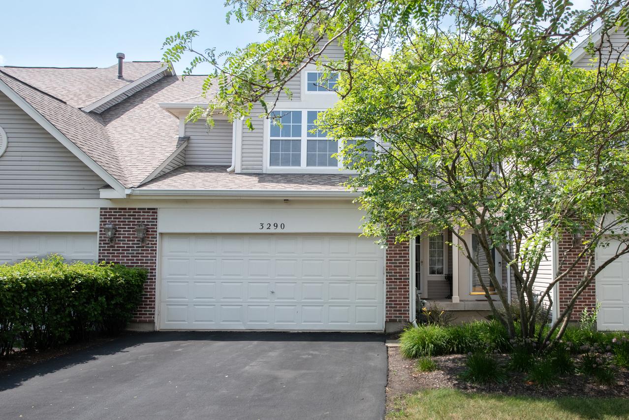 3290 Cool Springs Ct., Naperville, IL 60564