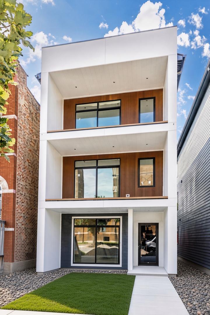 2917 W Arthington St., Chicago, IL 60612