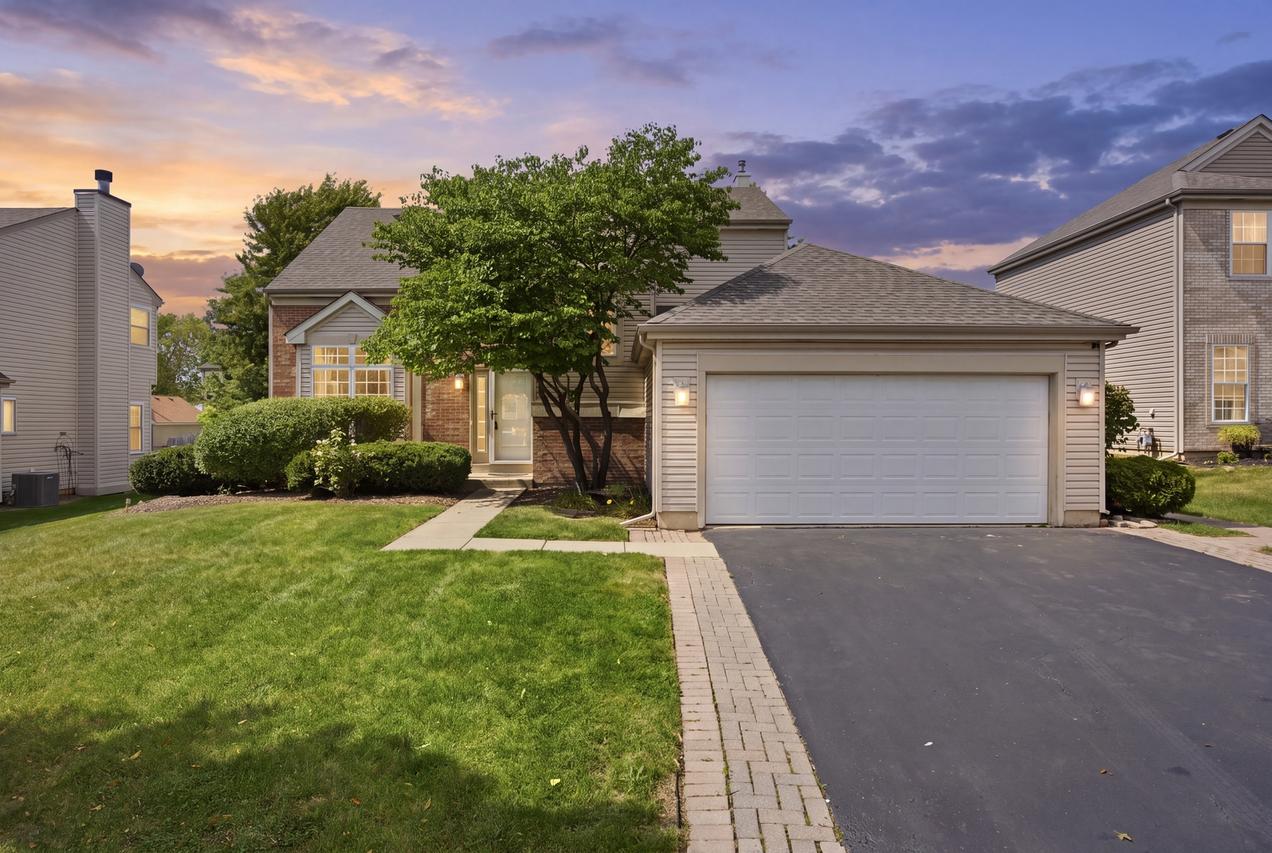 228 Norwich Dr., Bartlett, IL 60103