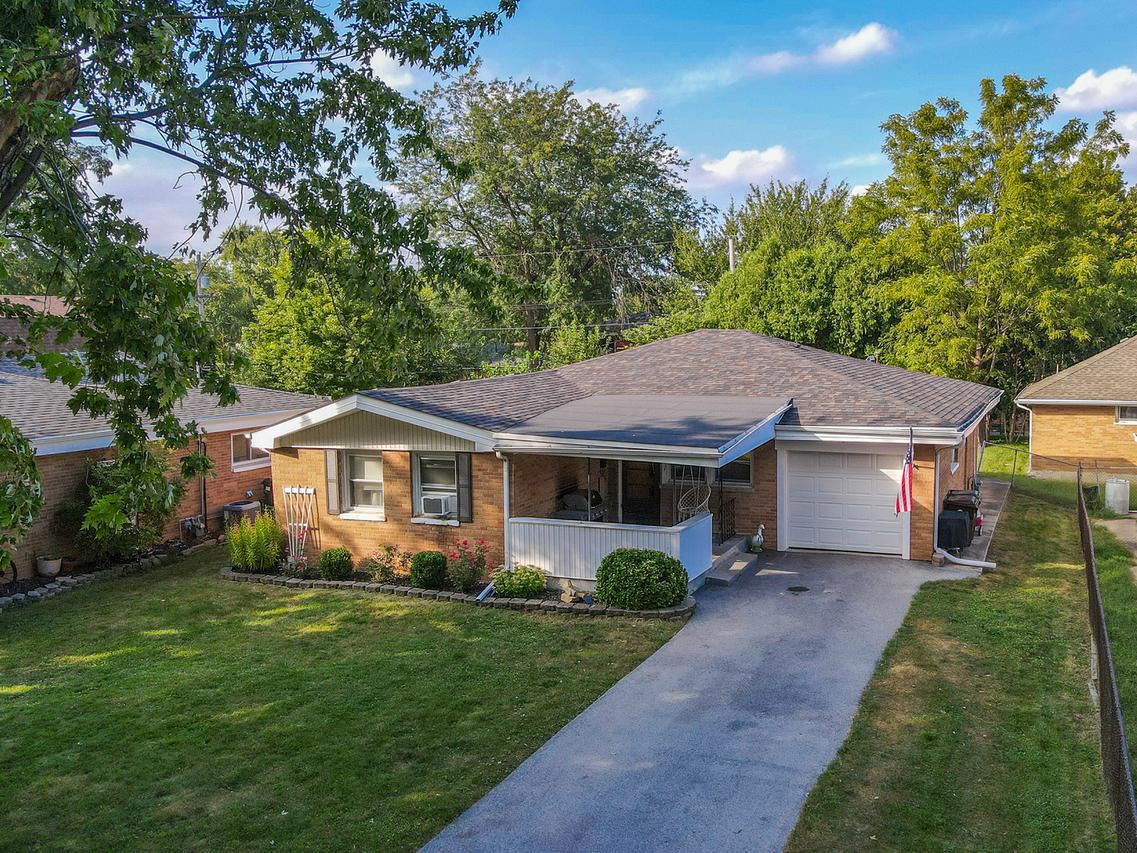 127 W Fourth St., Manteno, IL 60950