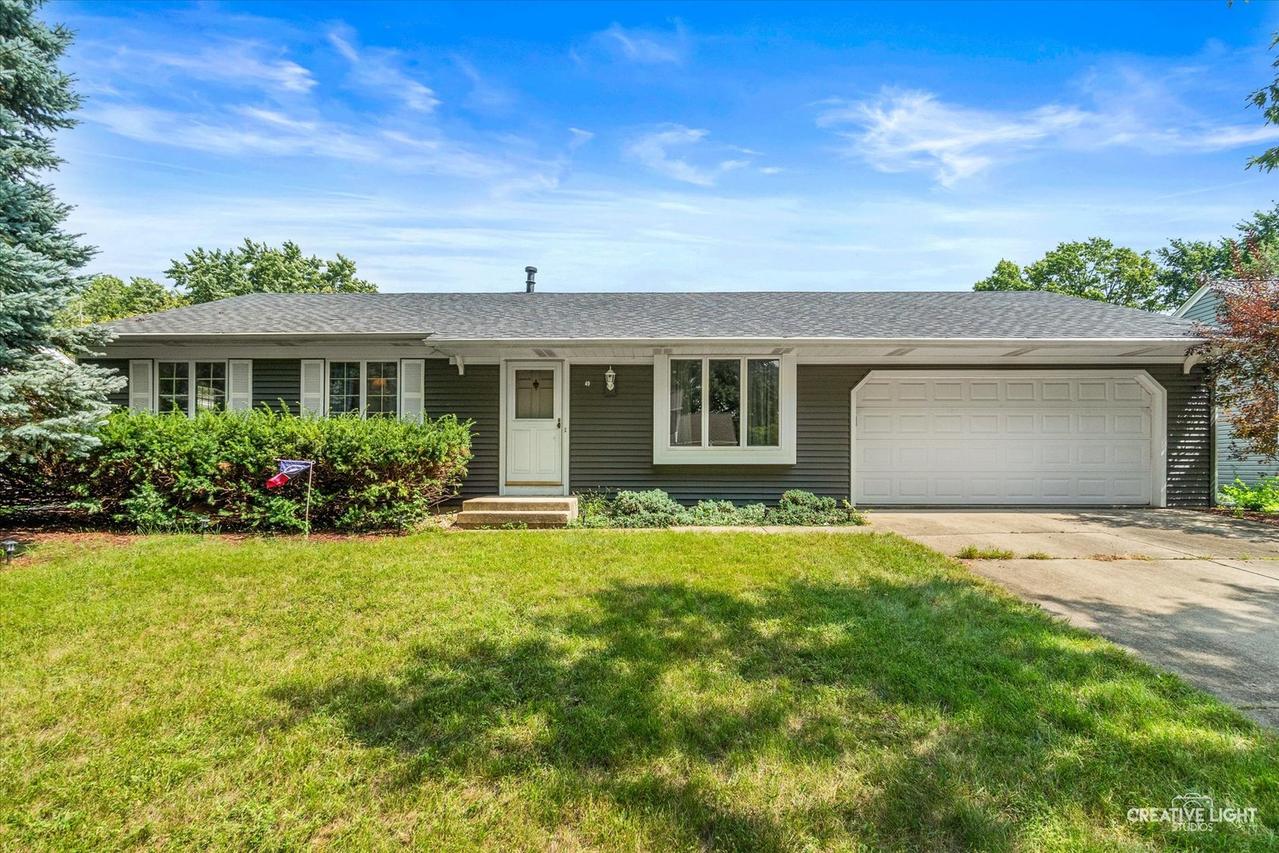49 Sherwick Rd., Oswego, IL 60543