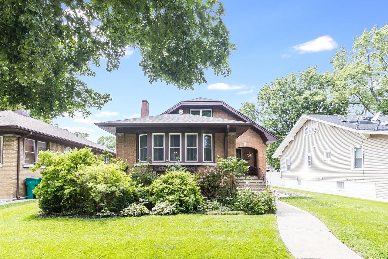 421 N William St., Joliet, IL 60435