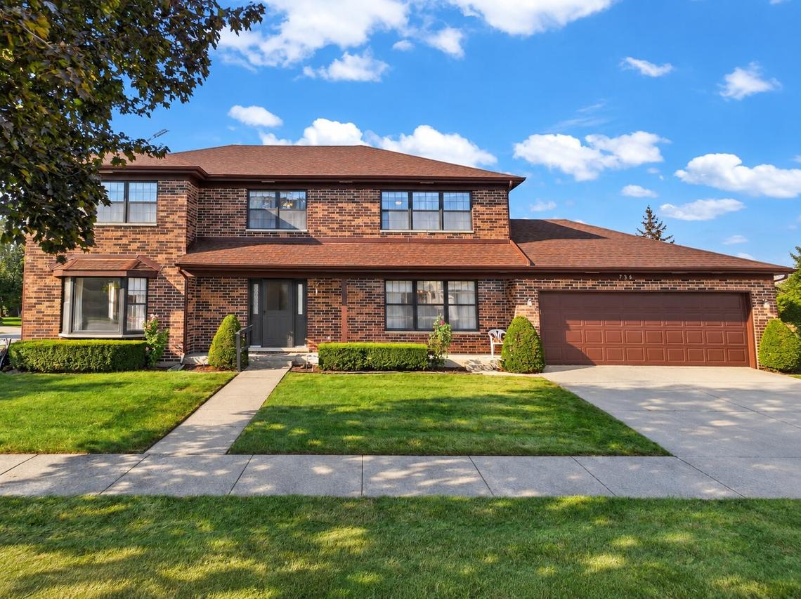 736 Concord Ln., Des Plaines, IL 60016